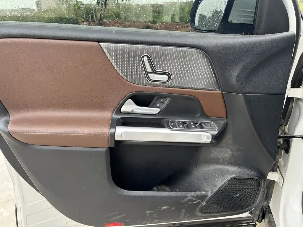 Mercedes-Benz GLB 2020 — фото 11