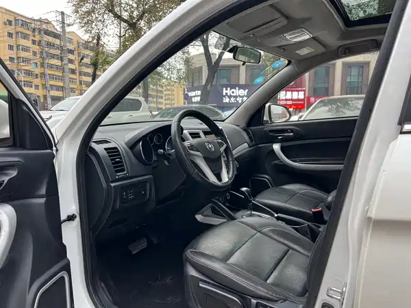 Changan CS35 2016