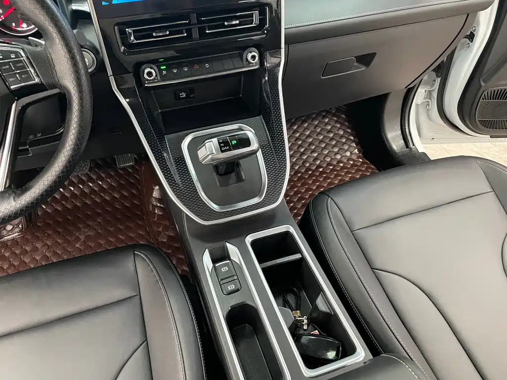 Haval M6 2023 — фото 12