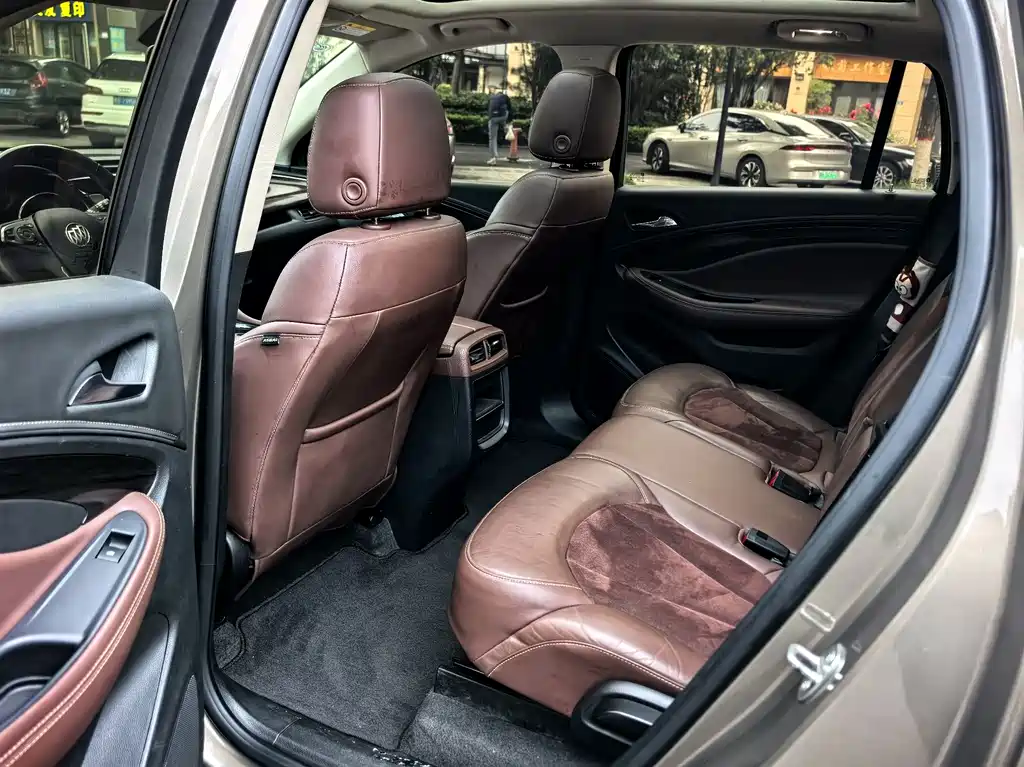 Buick Envision Plus 2017 — фото 8