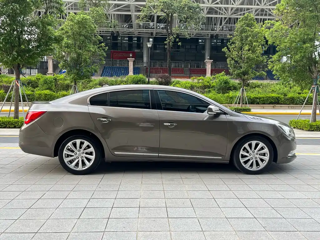 Buick LaCrosse 2013 — фото 8