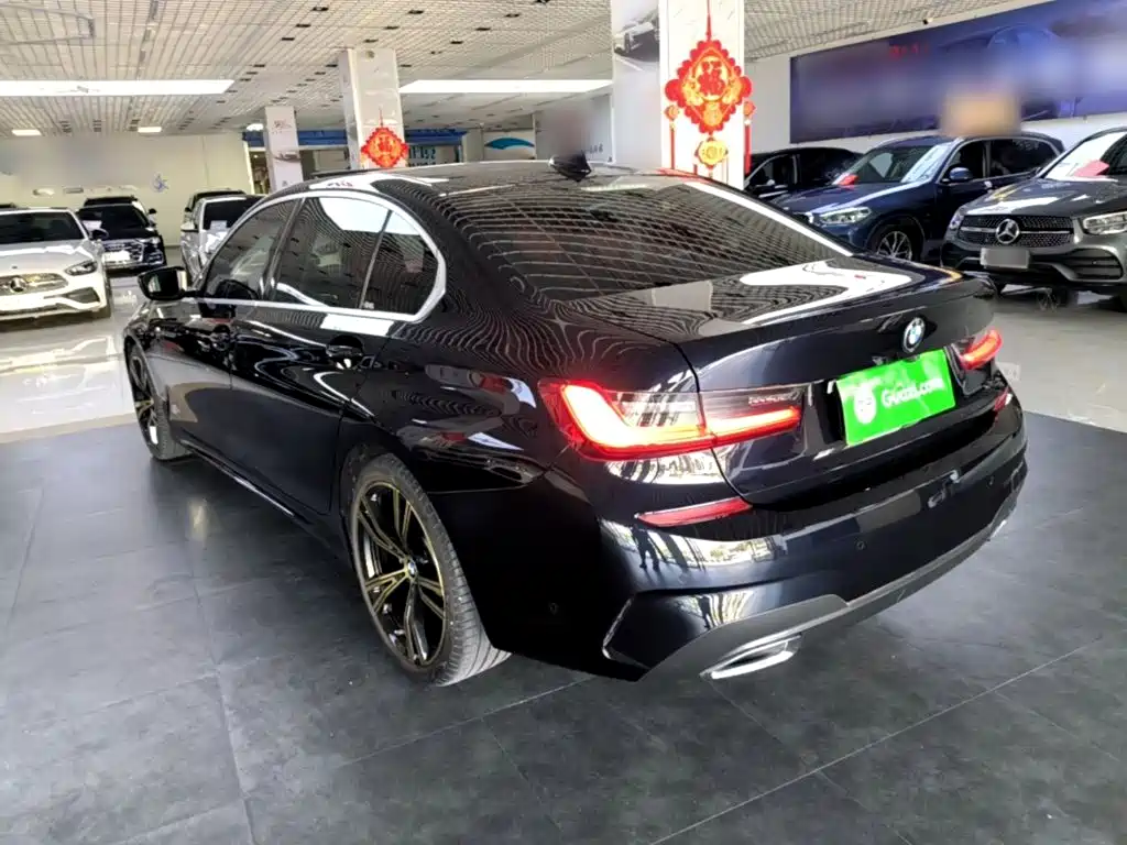 BMW 3 Series 2021