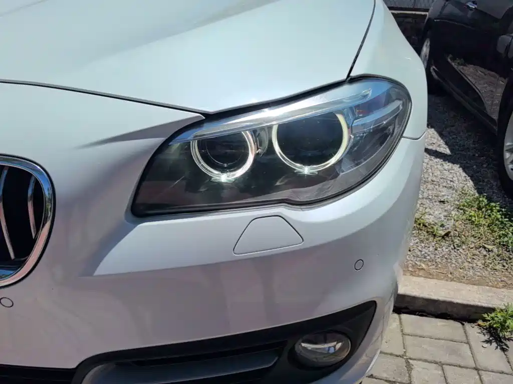 BMW 5 Series 2016 — фото 24