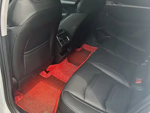 Geely Xingrui 2021