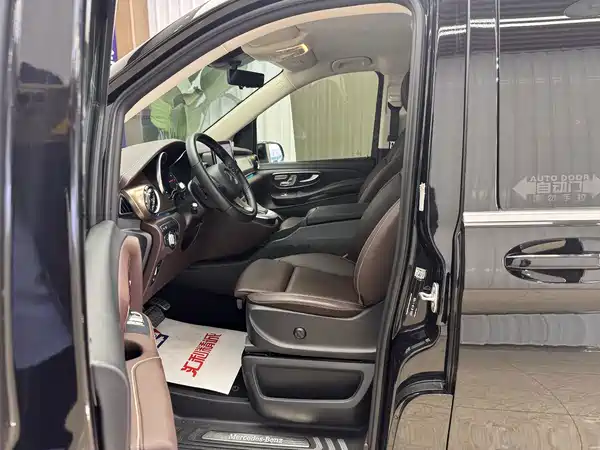 Mercedes-Benz V-Class 2023