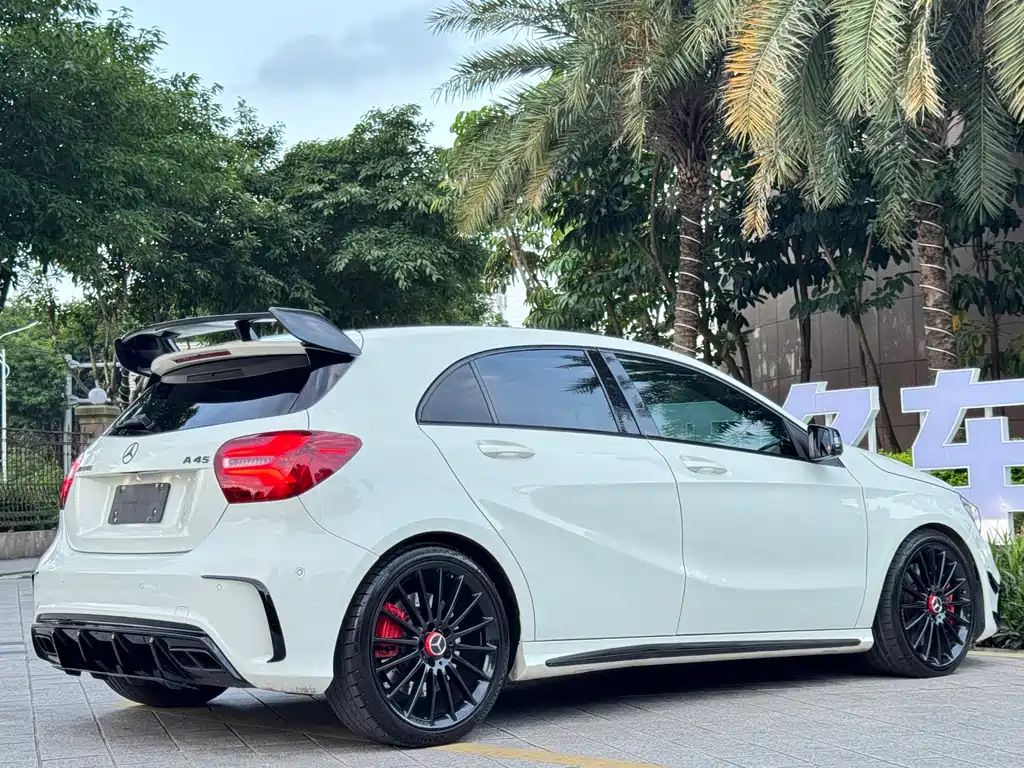 Mercedes-Benz A-Class AMG 2016 — фото 6