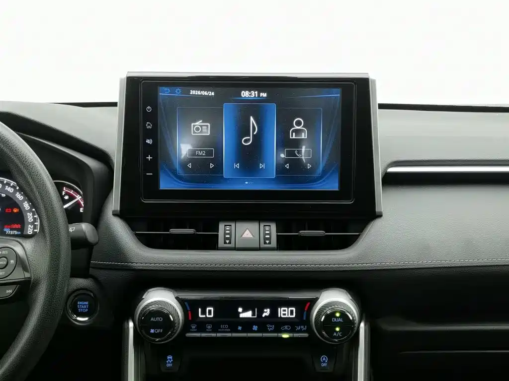 Toyota RAV4 2021 — фото 12