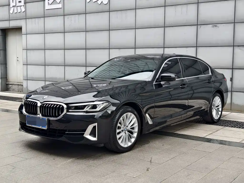 BMW 5 Series 2022