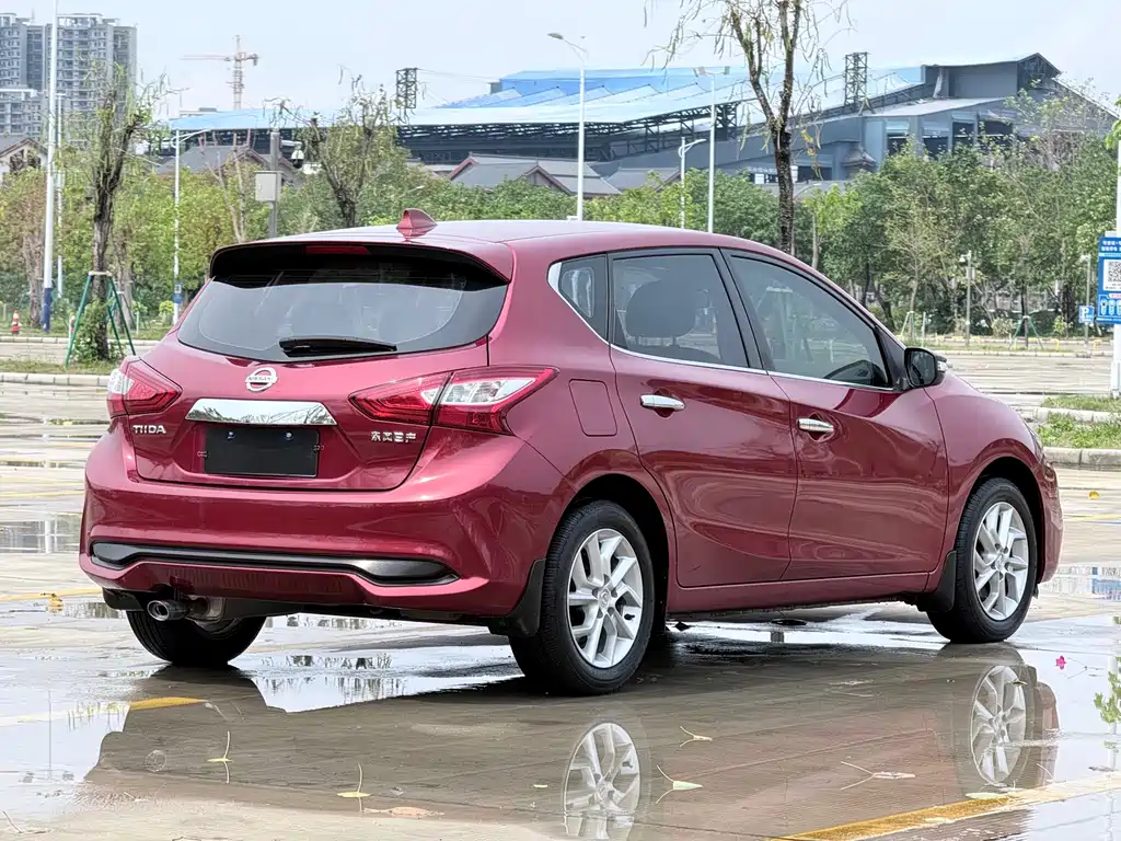 Nissan Tiida 2020 — фото 4
