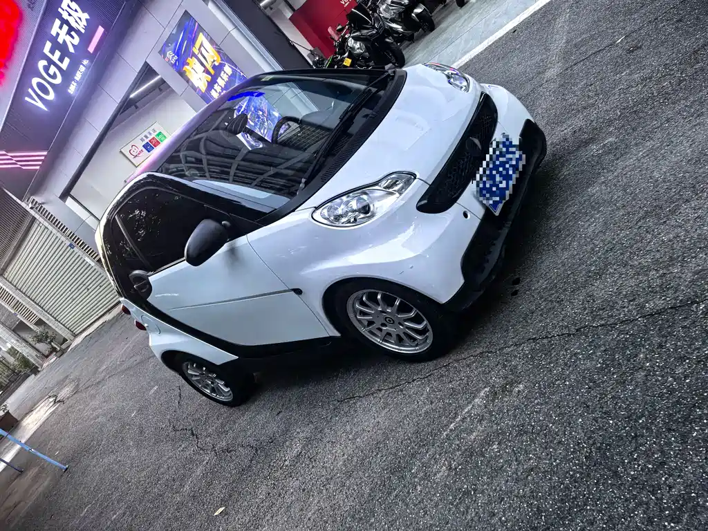 smart Fortwo 2014 — фото 3