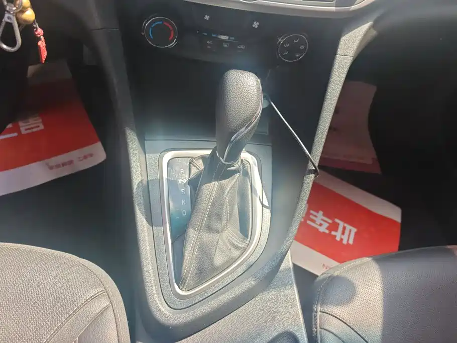 Buick Excelle 2021 — фото 16