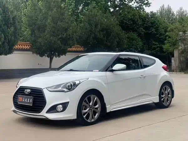Hyundai Veloster 2015