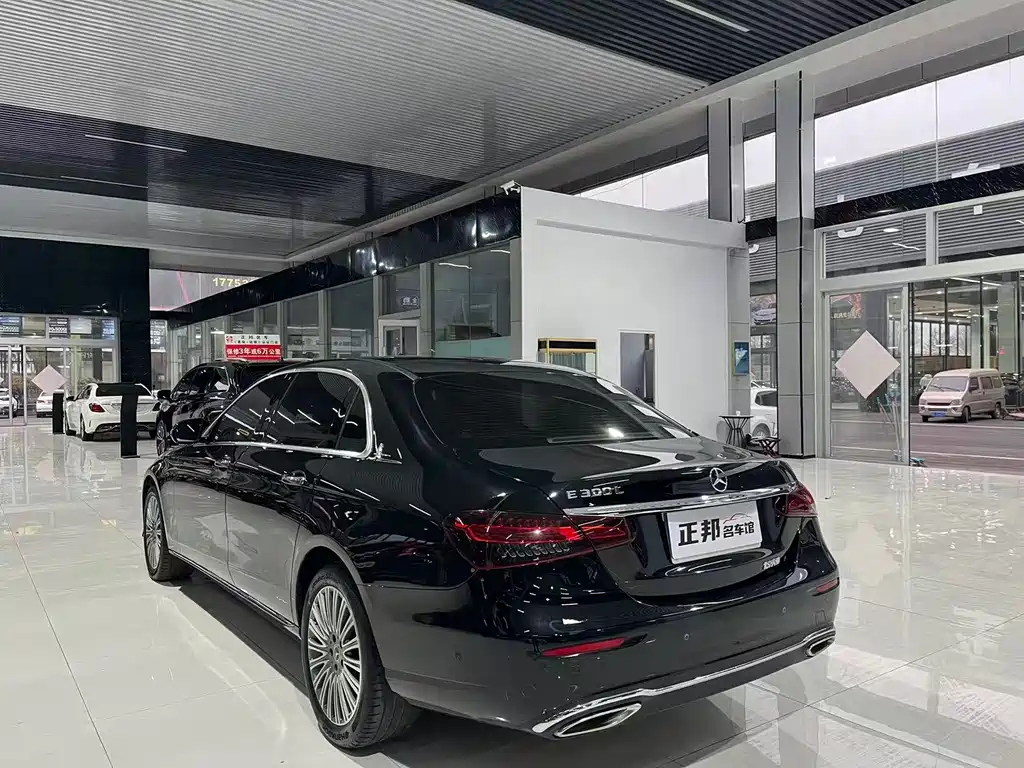 Mercedes-Benz E-Class 2023