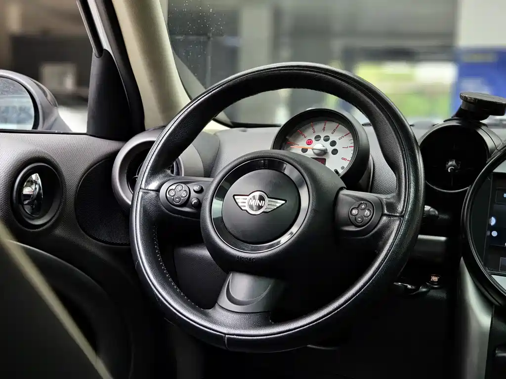 MINI Countryman 2013 — фото 9