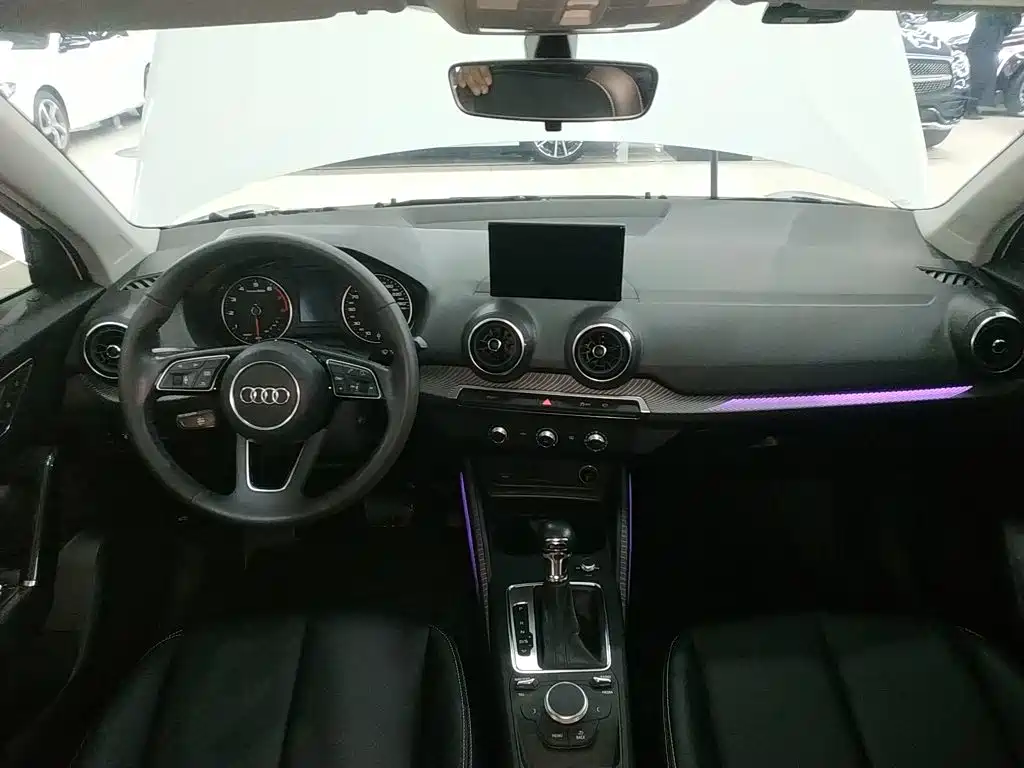 Audi Q2L 2018
