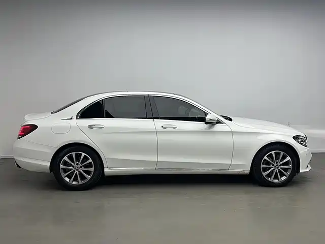 Mercedes-Benz C-Class 2020 — фото 5