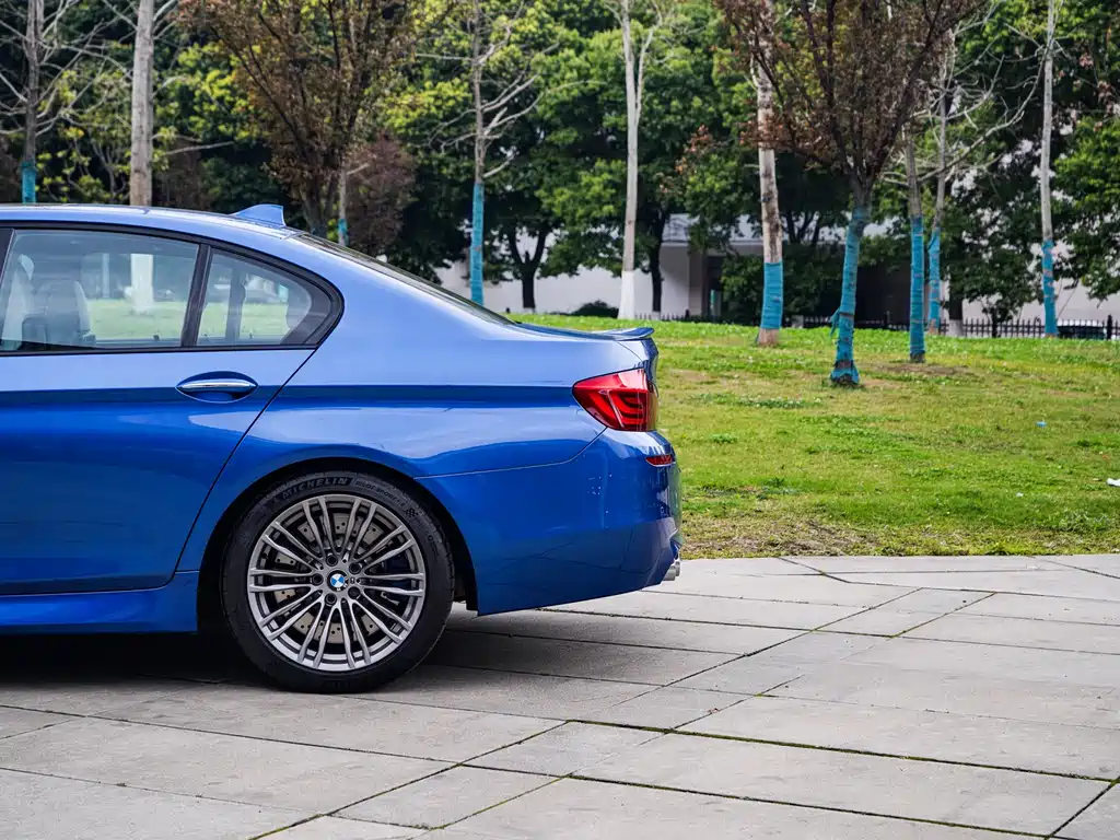 BMW M5 2012 — фото 52