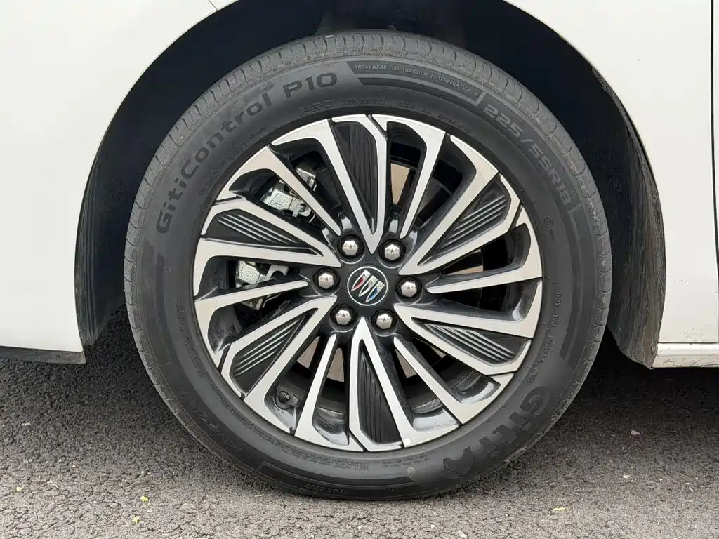 Buick GL8 Hybrid 2025 — фото 11