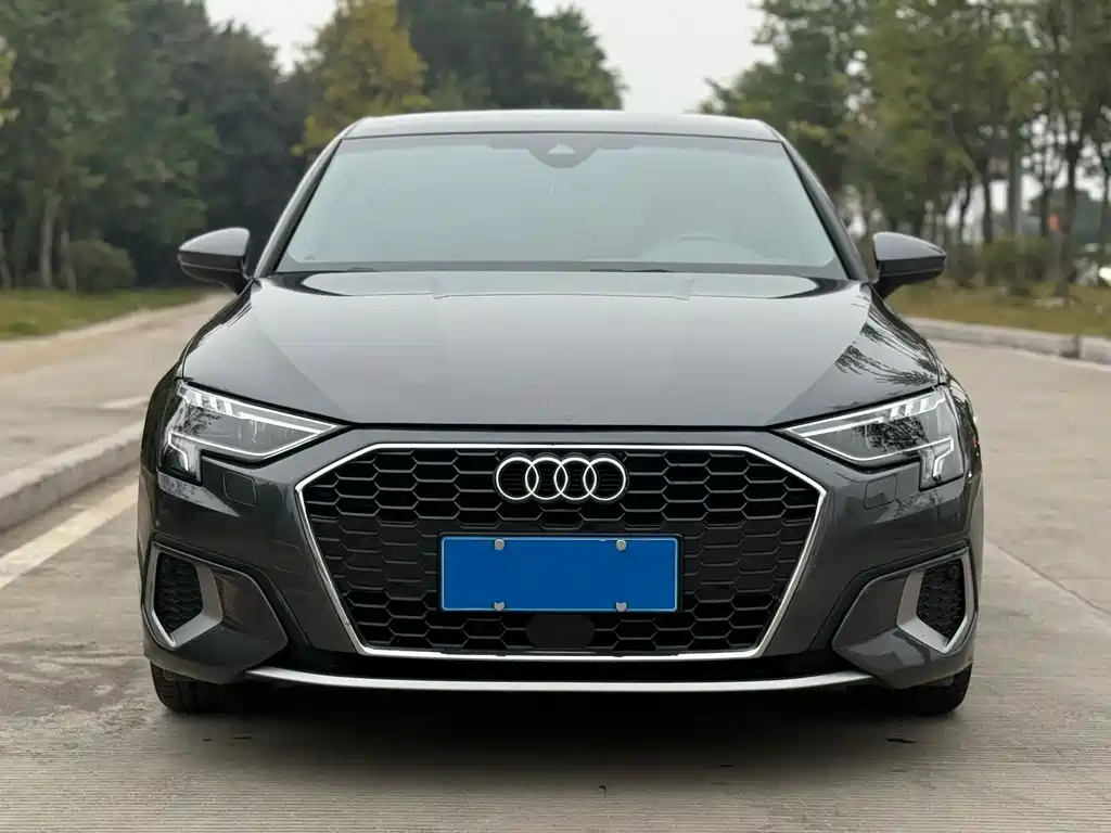 Audi A3 2021 — фото 2
