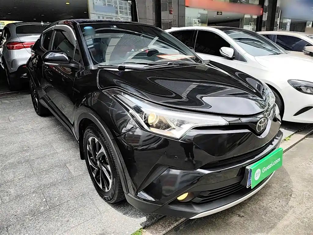 Toyota IZOA 2019 — фото 4