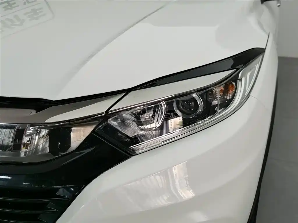 Honda Vezel 2020 — фото 7