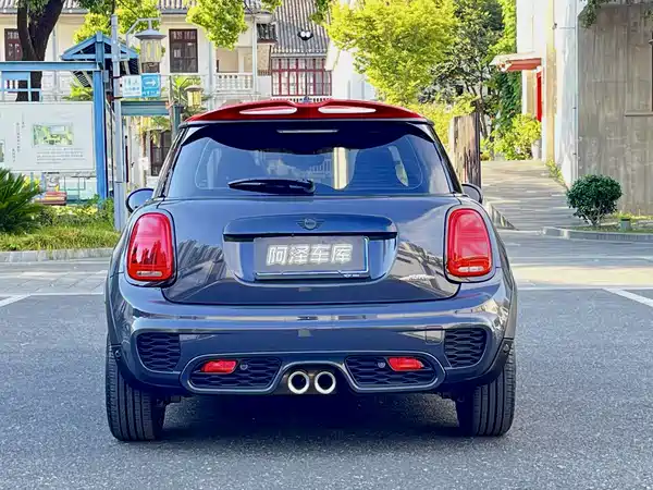 MINI JCW 2021