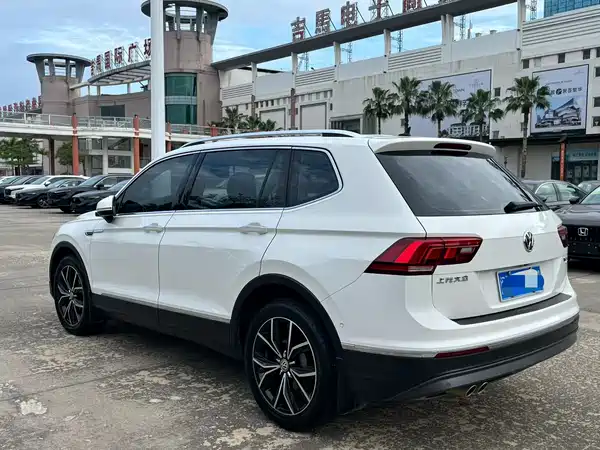 Volkswagen Tiguan L 2020