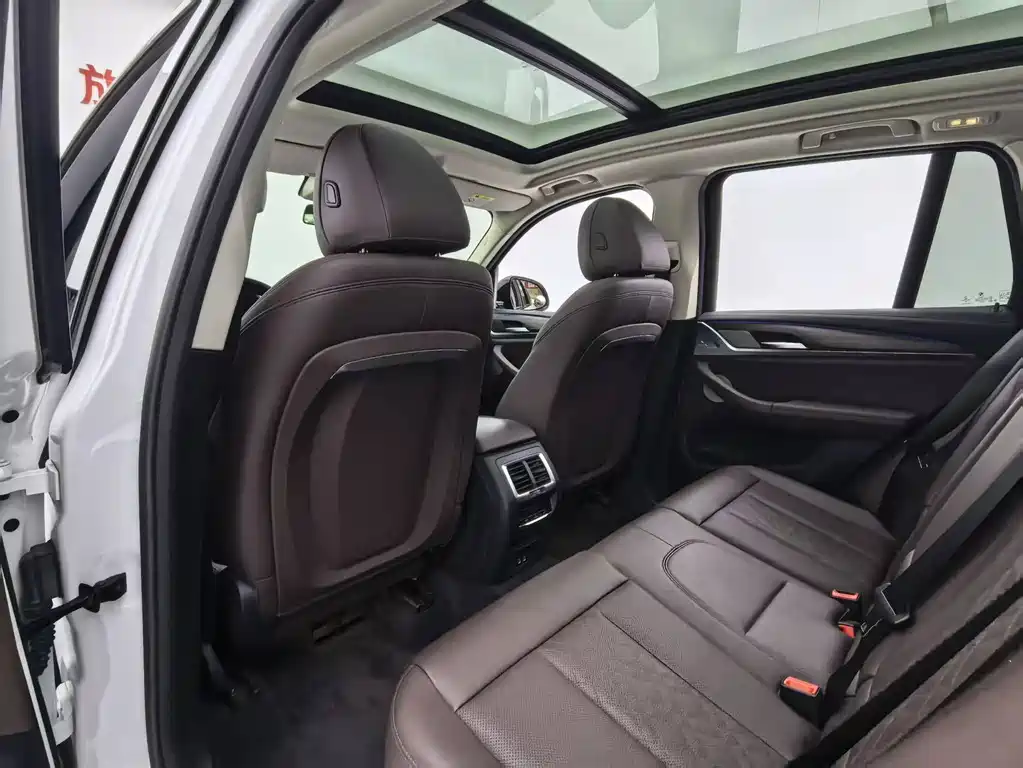 BMW X3 2022 — фото 13