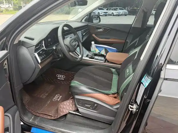 Audi Q7 2021