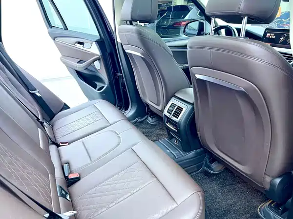 BMW X3 2021