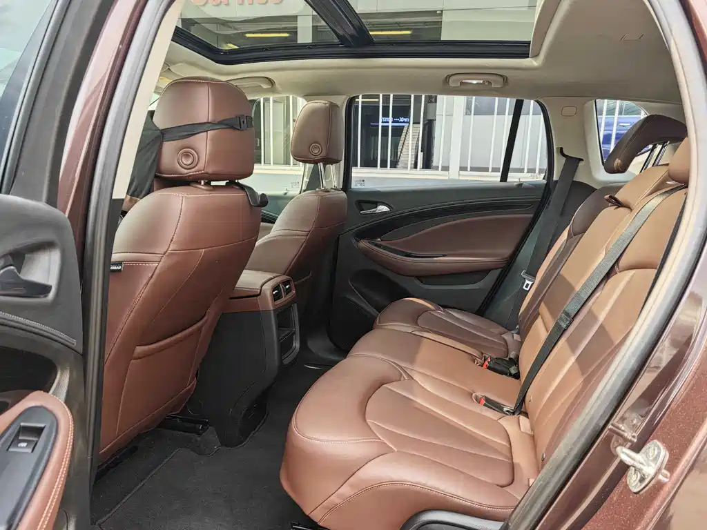 Buick Envision Plus 2018 — фото 11