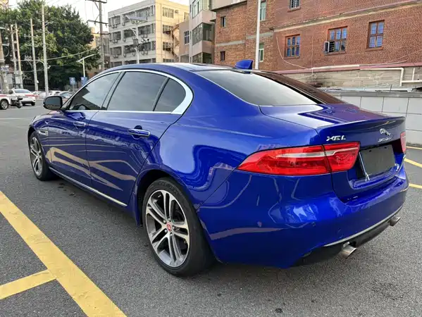 Jaguar XEL 2019