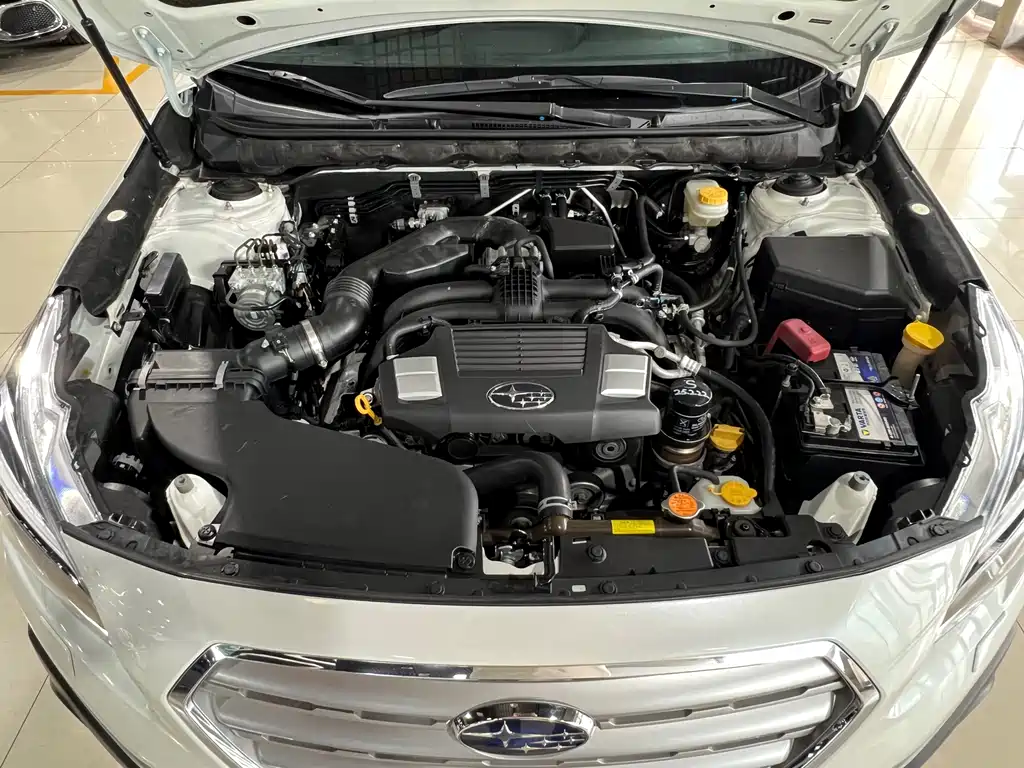 Subaru Outback 2017 — фото 31