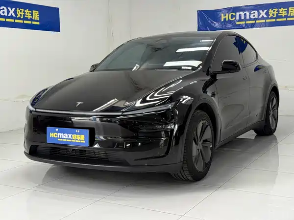 Tesla Model Y 2025