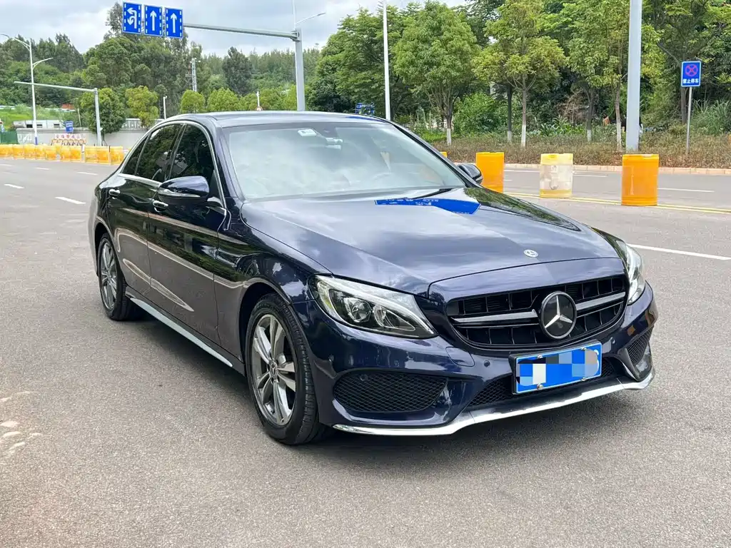 Mercedes-Benz C-Class 2017