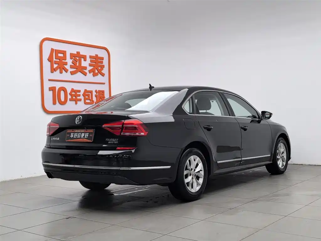 Volkswagen Passat 2017 — фото 2