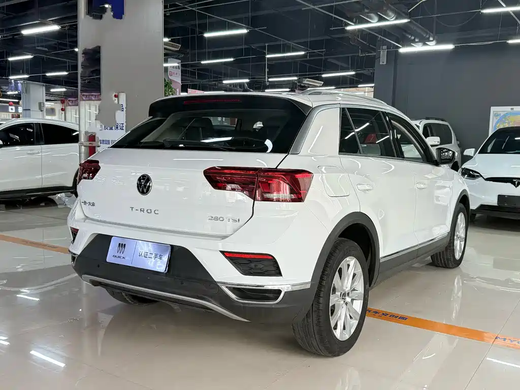 Volkswagen T-Roc 2023