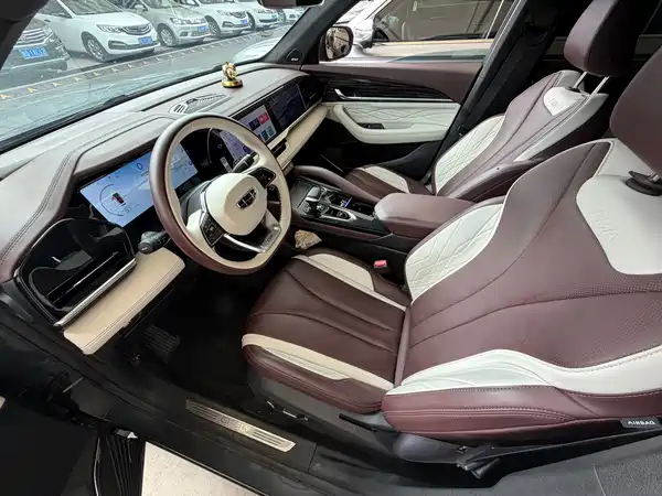 Geely Xingyue L 2023