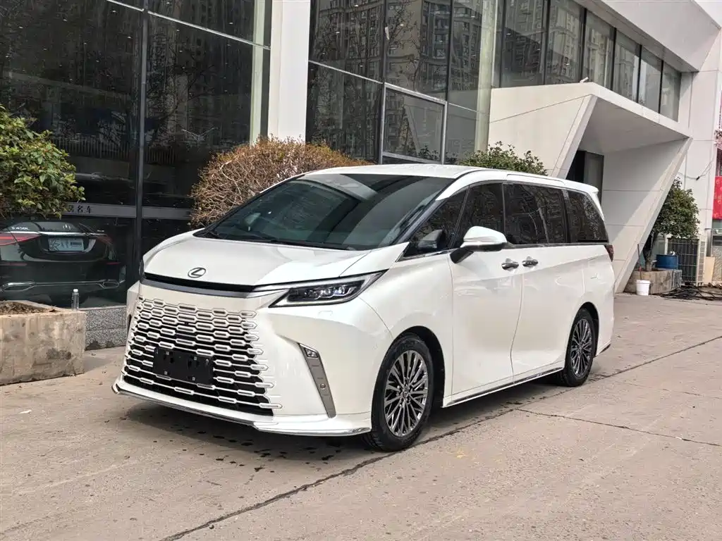 Lexus LM 2024