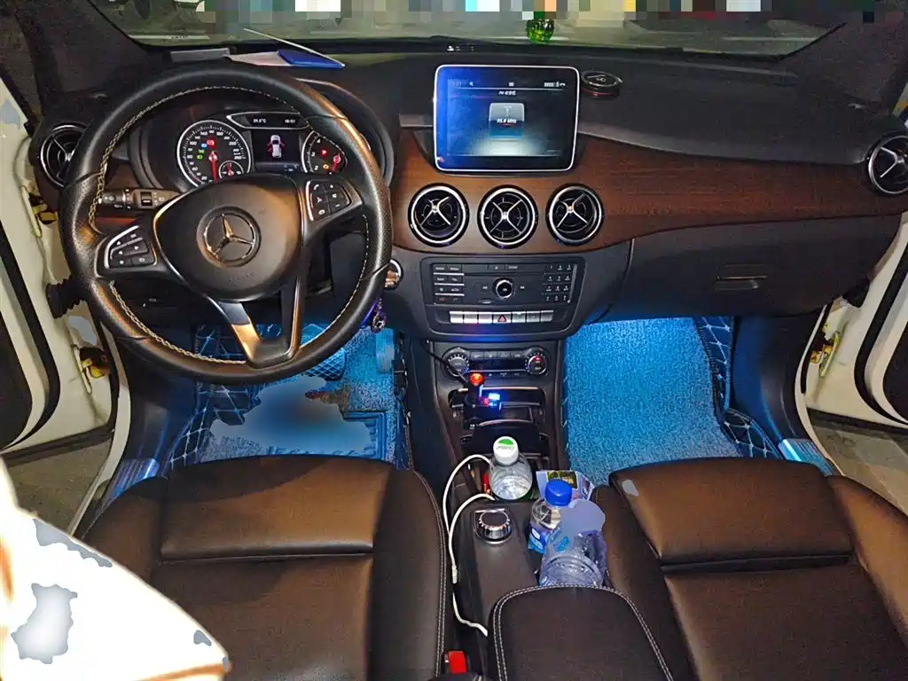 Mercedes-Benz B-Class 2017 — фото 10