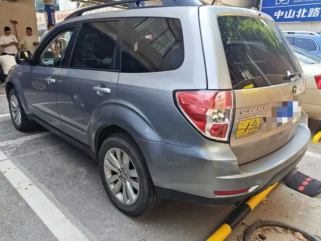 Subaru Forester 2011