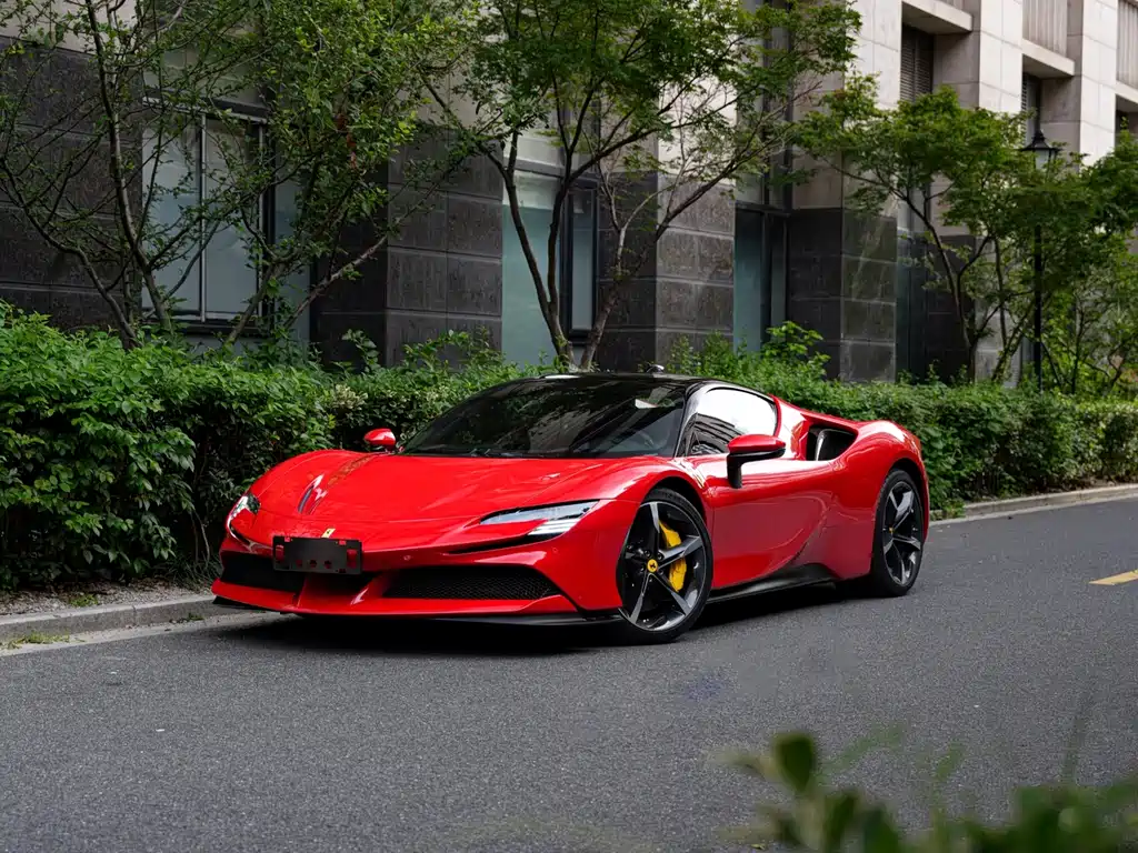 Ferrari SF90 2023 — фото 1