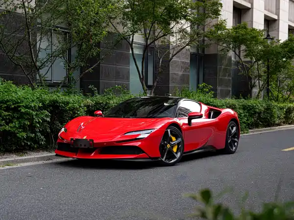 Ferrari SF90 2023