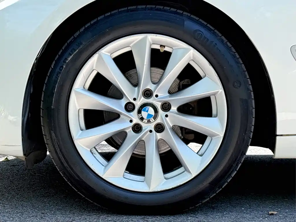 BMW 3 Series GT 2016 — фото 9
