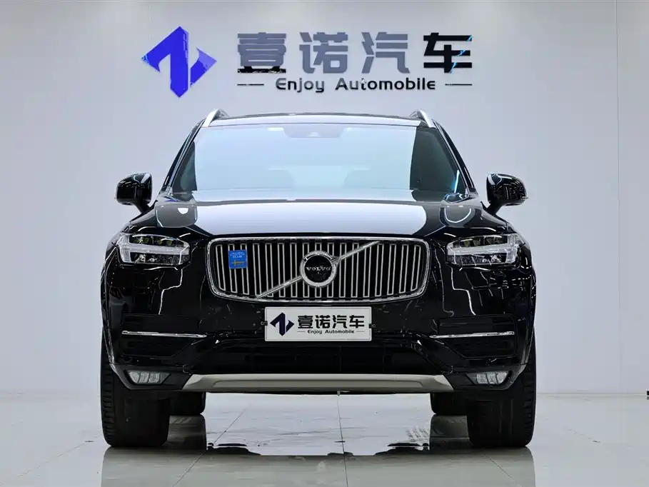 Volvo XC90 2018 — фото 2