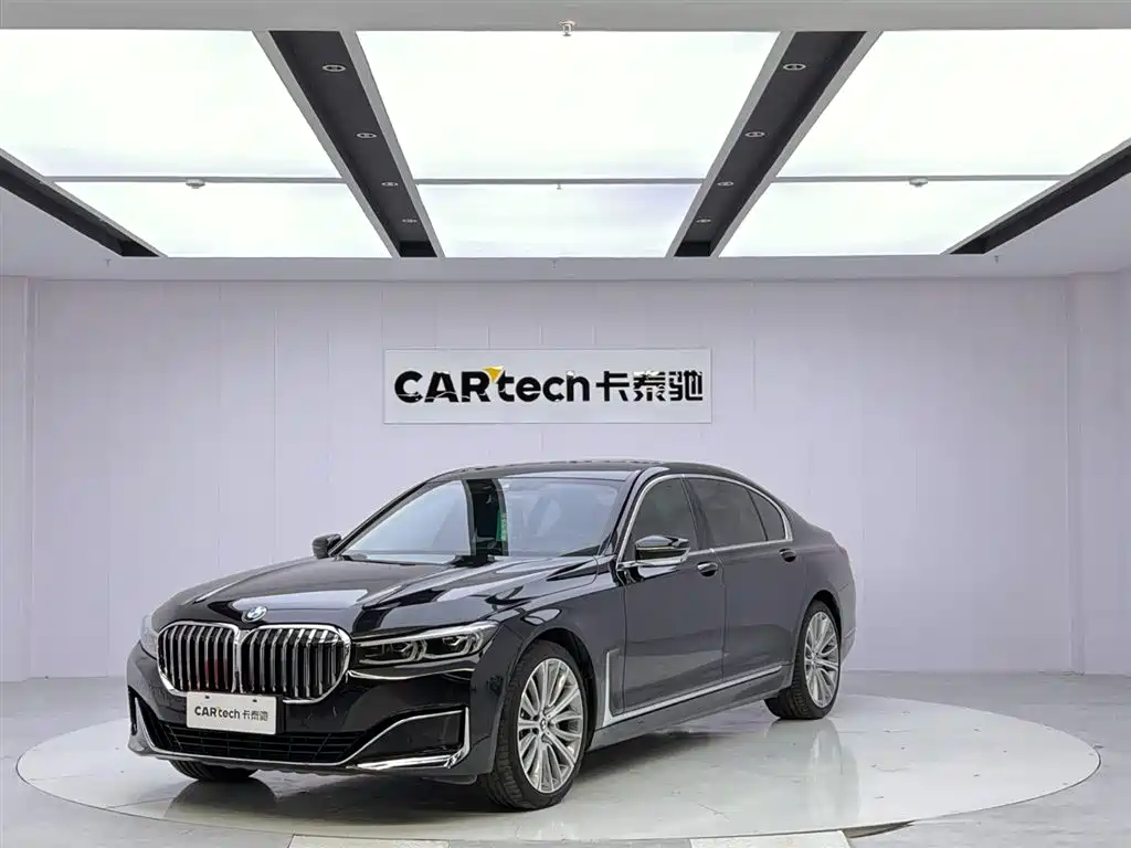 BMW 7 Series 2020 — фото 1