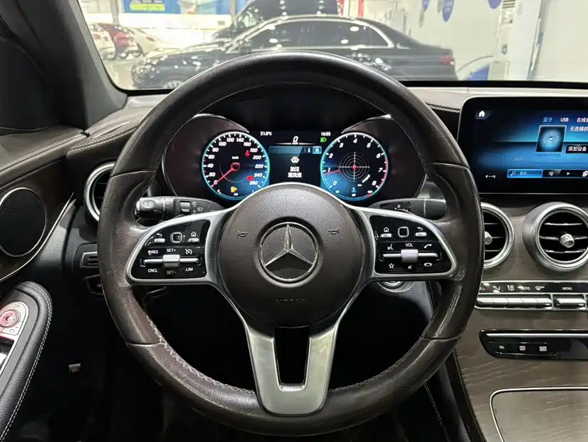 Mercedes-Benz GLC 2020