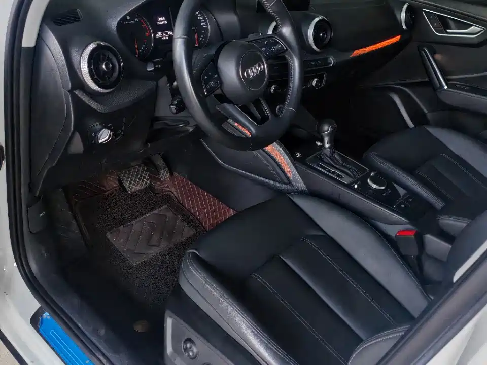 Audi Q2L 2022