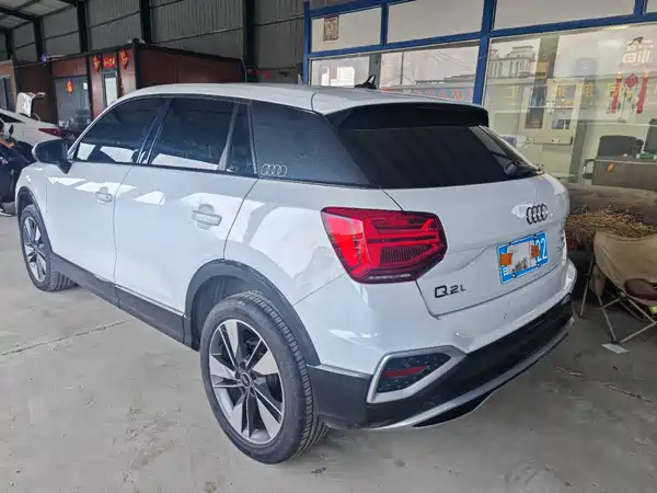Audi Q2L 2022