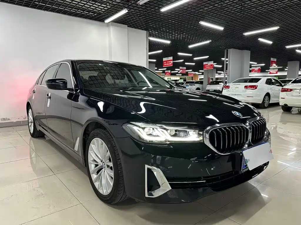 BMW 5 Series 2022